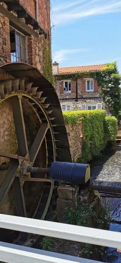 Le Moulin De Thiers Apartment